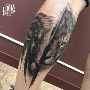 tatuaje_pierna_animales_Logia_Barcelona_Jas 